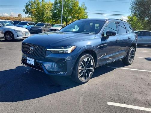 2026 Volvo XC60 B5 Plus