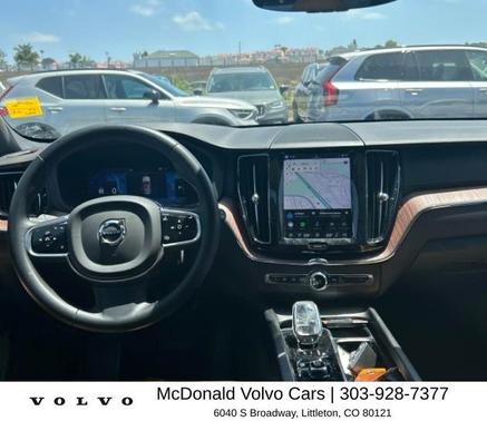 Silver 2023 Volvo XC60 Recharge Plug-In Hybrid T8 Ultimate Bright Theme