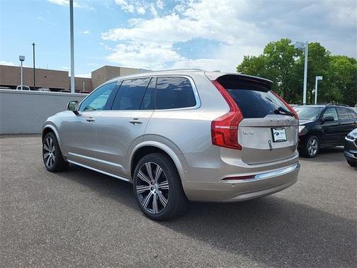 2025 Volvo XC90 Plug-In Hybrid T8 Ultra 7-Seater