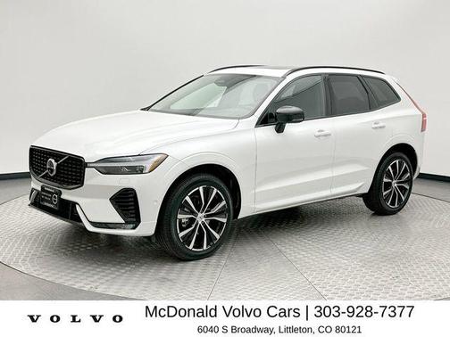 Crystal White Metallic 2025 Volvo XC60 B5 Plus