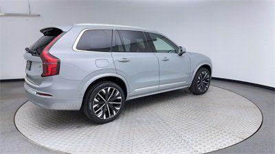 2025 Volvo XC90 B6 Plus 7-Seater