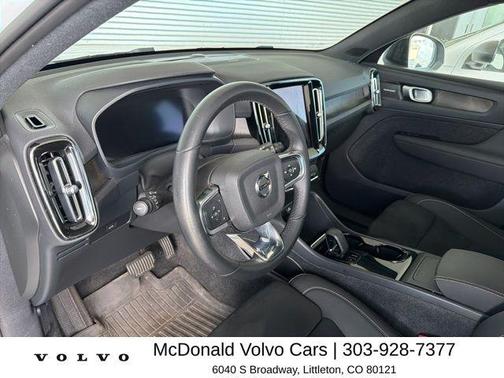 Crystal White Metallic 2023 Volvo C40 Recharge Pure Electric Twin Ultimate