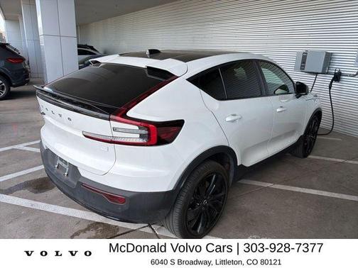 Crystal White Metallic 2023 Volvo C40 Recharge Pure Electric Twin Ultimate