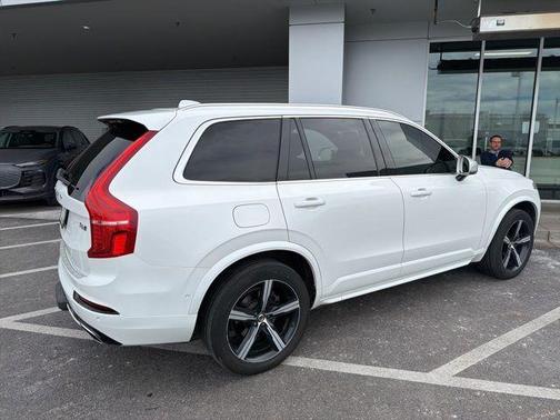 Crystal White 2018 Volvo XC90 T6 R-Design
