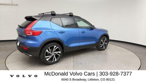 Bursting Blue Metallic 2020 Volvo XC40 T5 R-Design