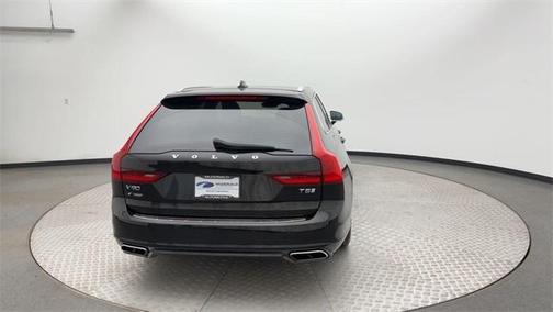 2018 Volvo V90 T5 R-Design