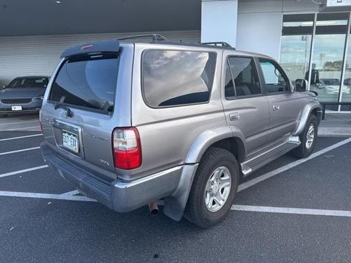 2002 Toyota 4Runner SR5