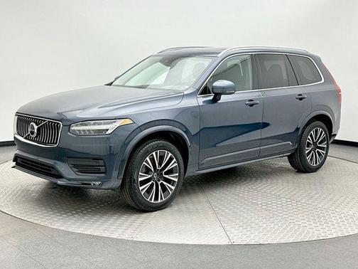2020 Volvo XC90 T5 Momentum 7 Passenger