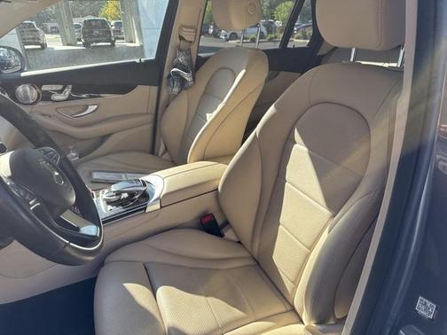 2017 Mercedes-Benz GLC 300 Base 4MATIC