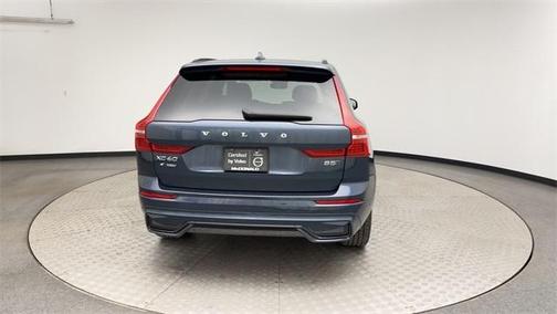 2025 Volvo XC60 B5 Plus