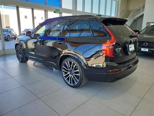 2026 Volvo XC90 B6 Ultra Dark Theme 7-Seater