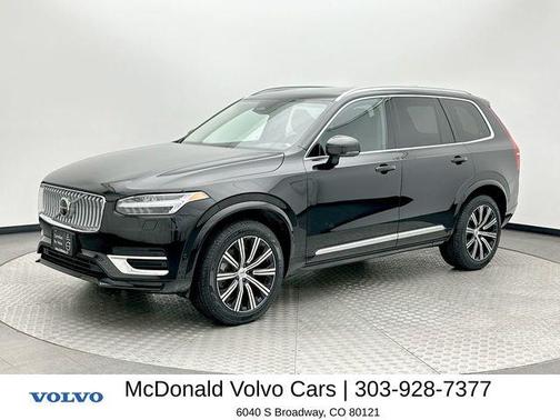 Onyx Black Metallic 2025 Volvo XC90 B6 Plus 7-Seater