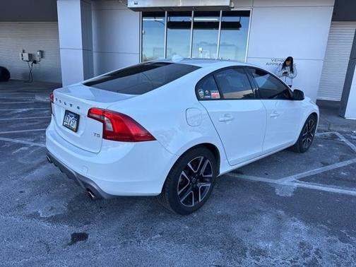 2017 Volvo S60 T5 Dynamic