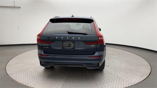 2025 Volvo XC60 B5 Plus