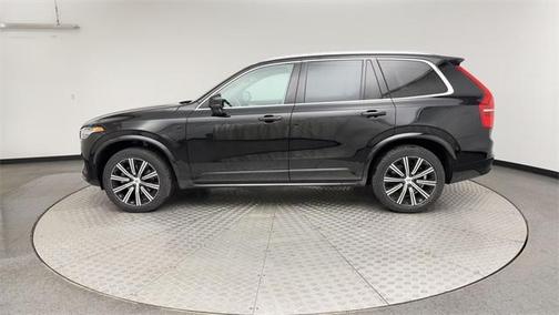 2023 Volvo XC90 B5 Core