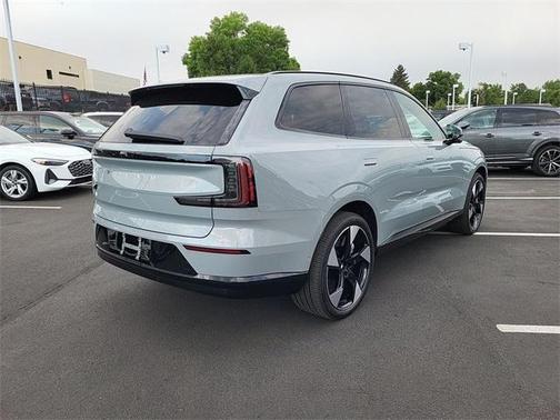 2025 Volvo EX90 Twin Motor Performance Plus