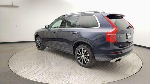 2016 Volvo XC90 T5 Momentum
