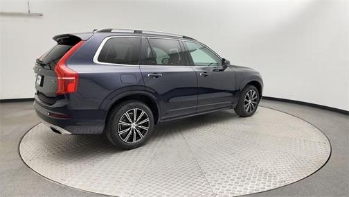 2016 Volvo XC90 T5 Momentum