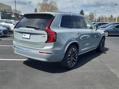 2025 Volvo XC90 B5 Plus 7-Seater