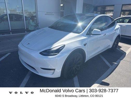 Pearl White Multi 2023 Tesla Model Y Long Range