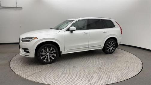 2025 Volvo XC90 B6 Plus 7-Seater