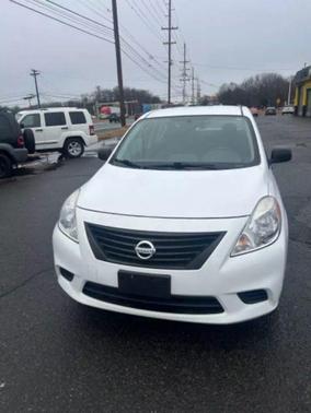 2014 Nissan Versa 1.6 S+