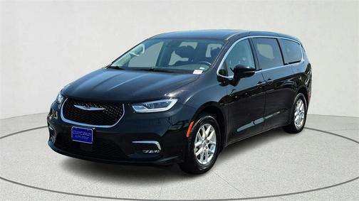 2024 Chrysler Pacifica Touring-L