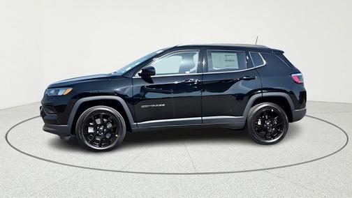 Diamond Black 2026 Jeep Compass Latitude