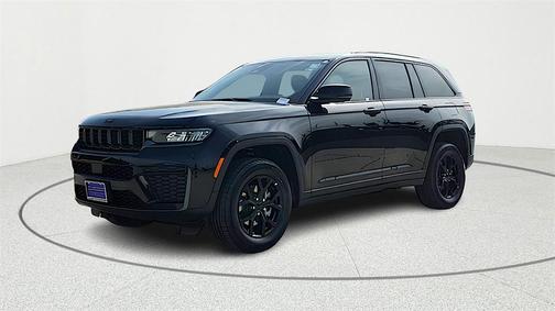 2026 Jeep Grand Cherokee Laredo