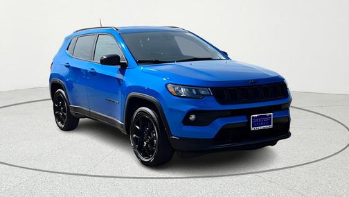 Hydro Blue Pearlcoat 2026 Jeep Compass Latitude