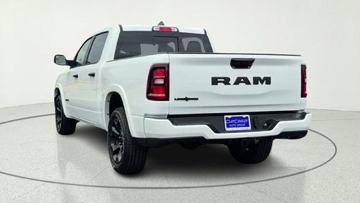 Bright White Clearcoat 2026 RAM 1500 Big Horn