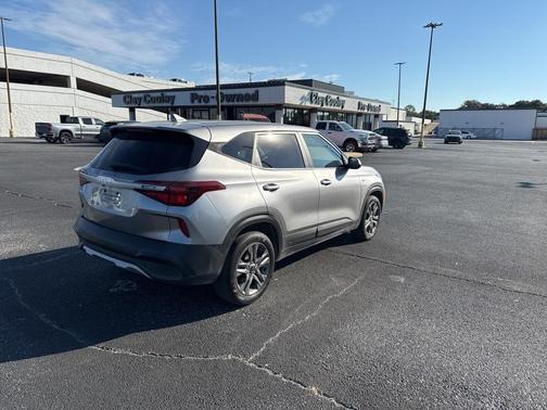 2022 Kia Seltos LX