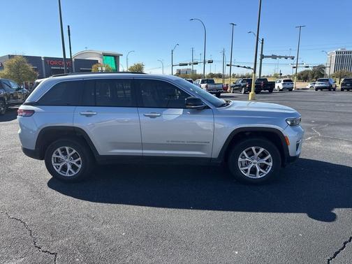 2022 Jeep Grand Cherokee Limited