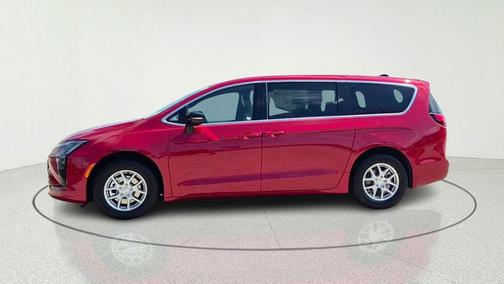 PR6 2027 Chrysler Pacifica SELECT