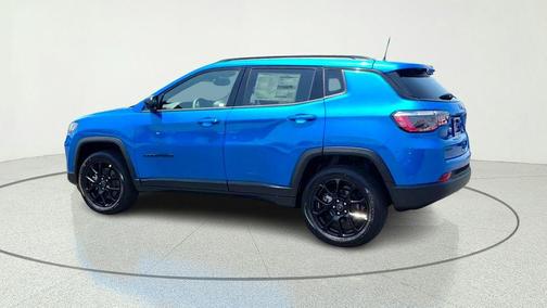 Hydro Blue Pearlcoat 2026 Jeep Compass Latitude