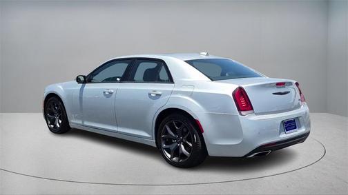 2023 Chrysler 300 S