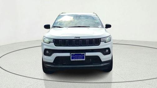 Bright White Clearcoat 2026 Jeep Compass Latitude
