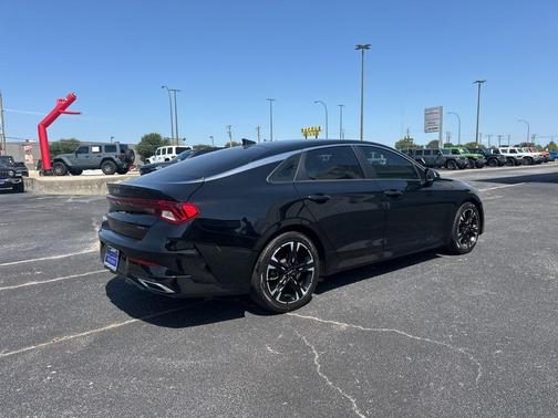 2022 Kia K5 GT-Line