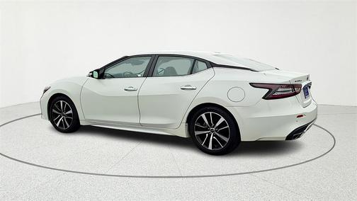 2023 Nissan Maxima SV