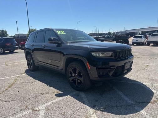 2022 Jeep Grand Cherokee Altitude