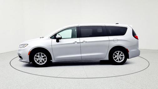 Silver Mist Clearcoat 2023 Chrysler Pacifica Touring-L