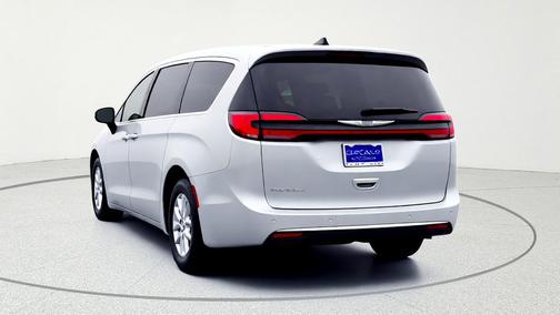 Silver Mist Clearcoat 2023 Chrysler Pacifica Touring-L