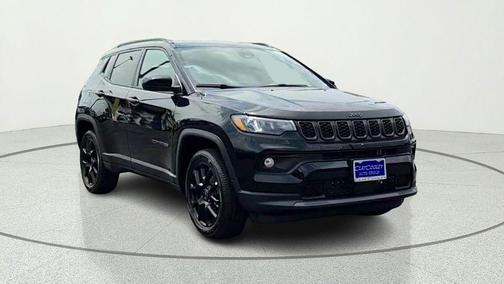Diamond Black 2026 Jeep Compass Latitude