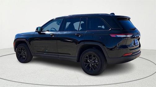 2024 Jeep Grand Cherokee Laredo