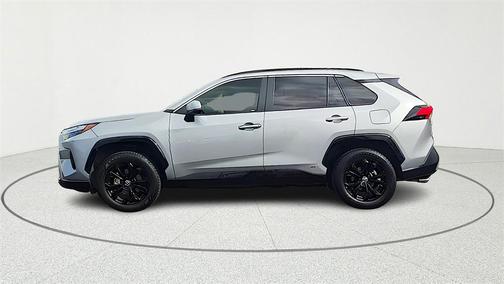 2022 Toyota RAV4 Hybrid SE
