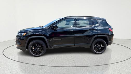Diamond Black 2026 Jeep Compass Latitude