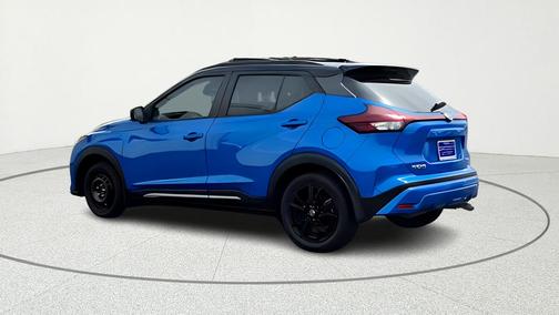 2021 Nissan Kicks SR