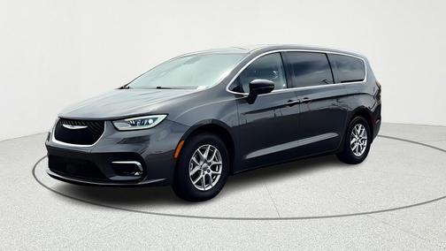 2023 Chrysler Pacifica Touring-L
