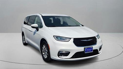 2023 Chrysler Pacifica Touring-L