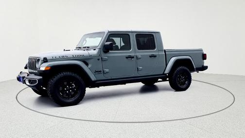 Anvil Clearcoat 2025 Jeep Gladiator Texas Trail